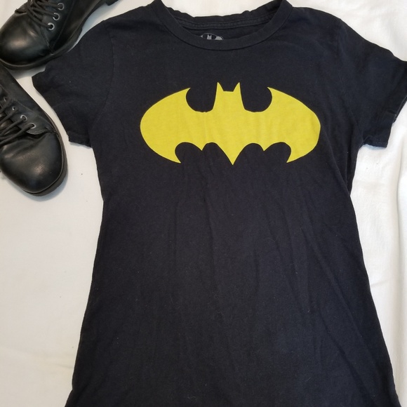 Batman Tops - BATMAN tshirt